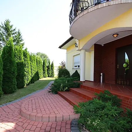 Apartamenty Dorotowo Apartment